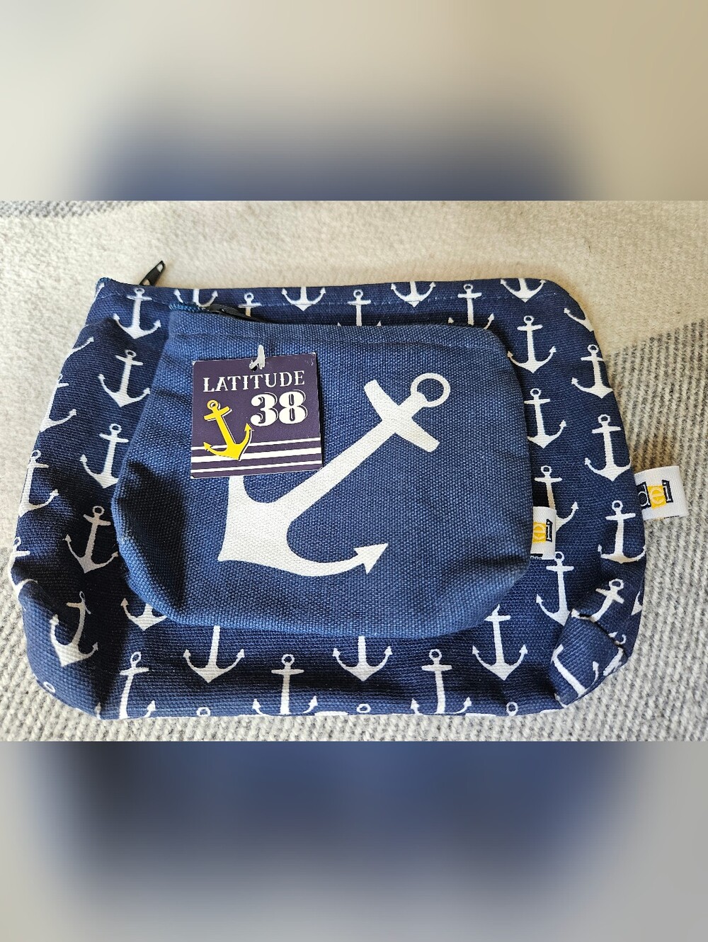 Latitude 38 dei Cosmetic Bags Nautical NWT